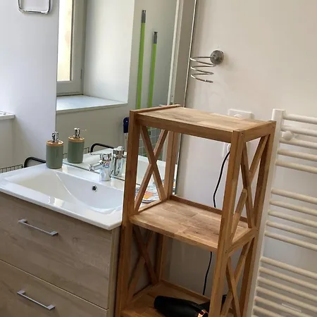 Neuf Avec Mezzanine Au Coeur De Le Palais, Proche Plages - Fr-1-418-267 *